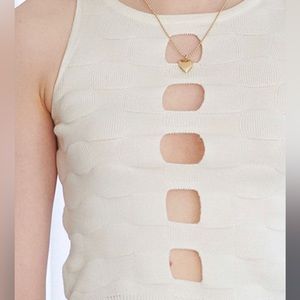 Storets Bryana Hole Sleeveless Top.